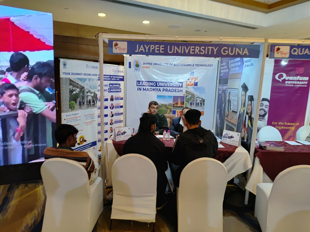 Shiksha Mahotsav In Gorakhpur